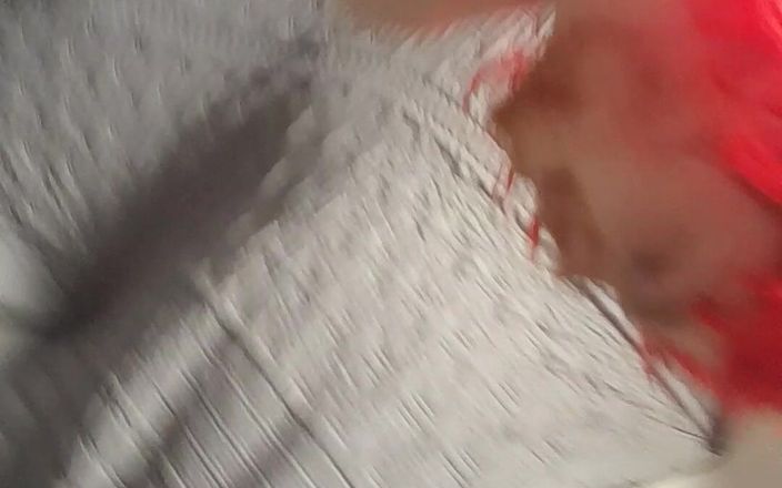 RedFoxBoy: Szukam zawieszonego topu do wypełniania mojego nieużywanego tyłka