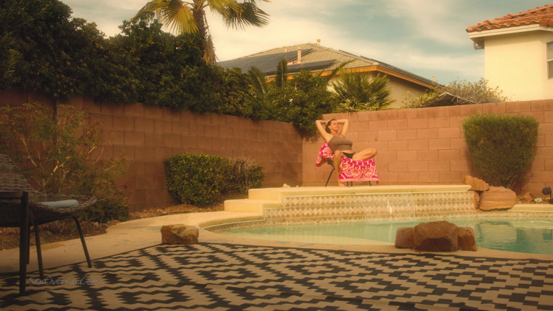 Sex Over 50: Autumn by the Pool
