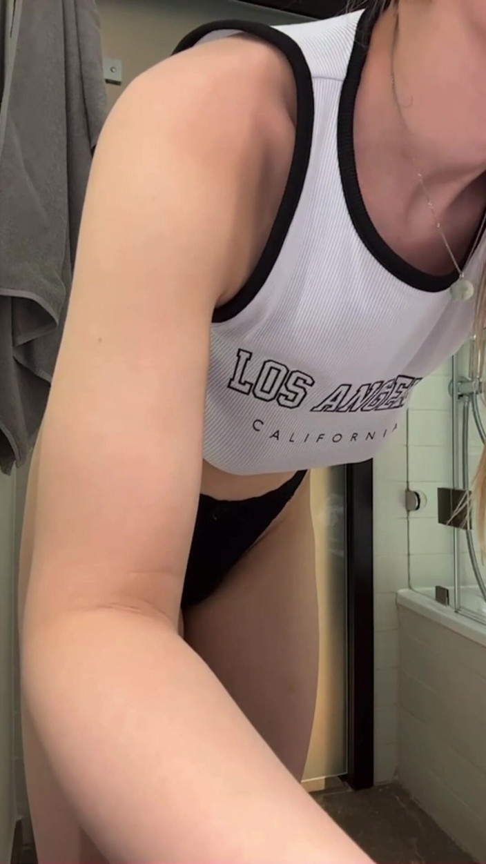 JuiceLussie: Huge Dick Fucking Tight Anal Creampie