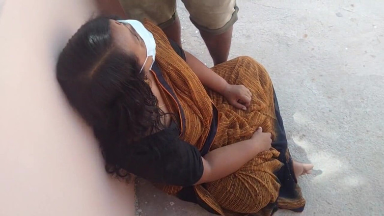 Benita sweety: Coppia coimbatore sesso bollente all'aperto e a casa