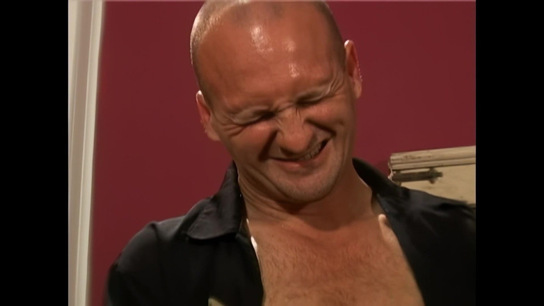 RATATATA!: Kelly Steele: Nejdřív mě olízne, pak mě on