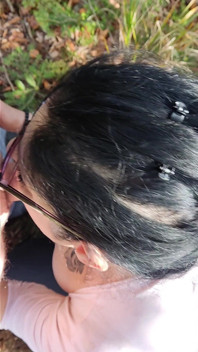 Sexy MILF Make a Great Outdoor Blowjob