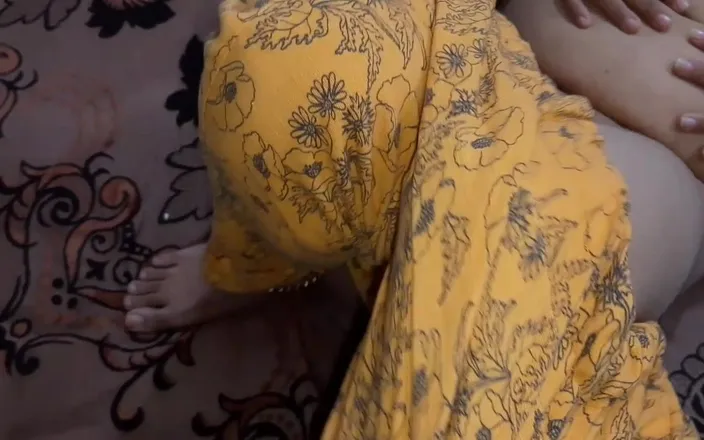 QueenbeautyQB: First Time Husband Fucked Newly Married Desi Indian Wife in...