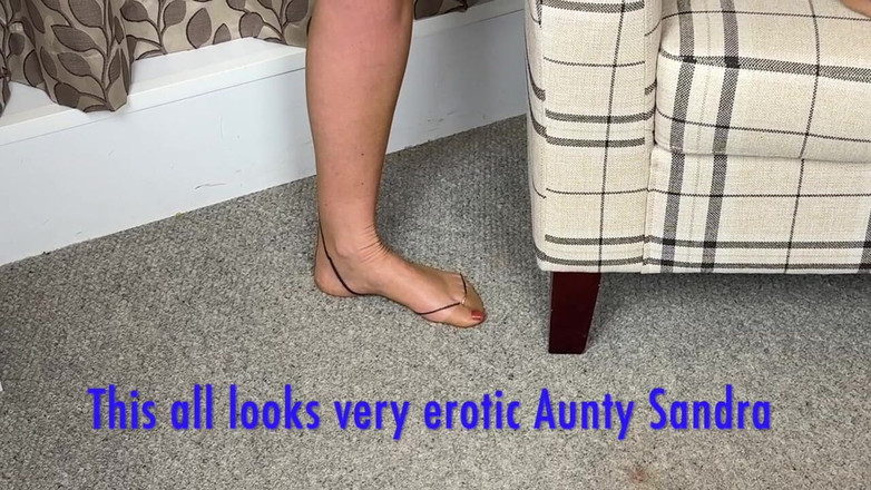 Aunty Sandra vintage girdle queen: Vgq19 Makcik Sandra Kelihatan Hebat