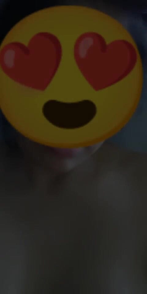 Eatrella j: Jovencita caliente