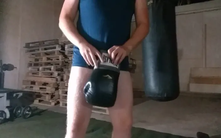 DickRT29: Fight training