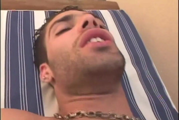 Gay X: Zi anală ciudată... (fără prezervativ)