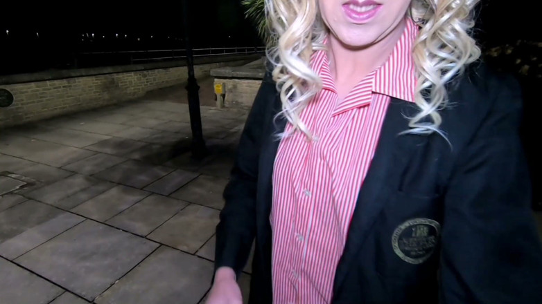 The Midnight Minx: Mundur uczelni Minxys
