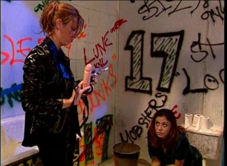 Lesbian Illusion: sharaarti lesbiyan larkiyan lesbiyan anubhav dikhaana chaahti hain