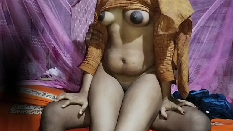 Deshi women: Poprvé šukám svou bývalou přítelkyni zezadu v hindských horkých párech