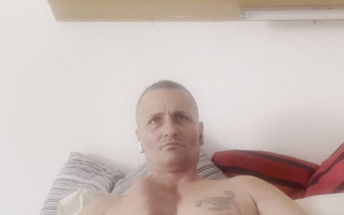 Alexjg80: Wickovi
