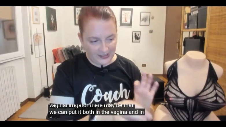 Nicoletta Embassi: Розпакування та огляд торсу Bestrealdoll з незабутнім досвідом