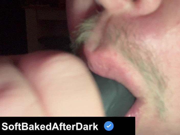 SoftBakedAfterDark: Menghisap (4+ Min)