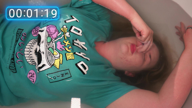 JessieHH: Sfw trzymając mój oddech Underwater Challenge 4K 60fps za darmo