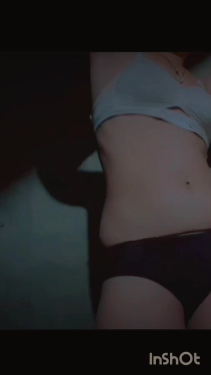 TricolorMusic3: Perché sono più interessato alle ragazze, voglio parlarti.