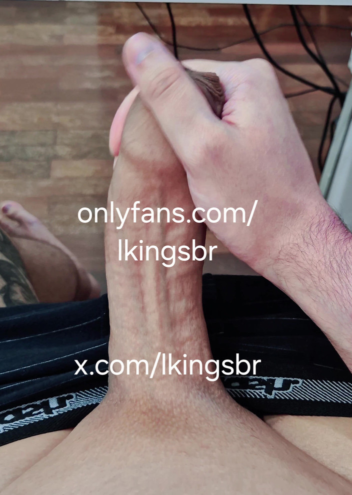 Lkdick8: Momenti di divertimento da uomo solo