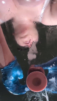 Enfermera Lexi colección de leche en primer plano: culo y tetas presionadas en vidrio - paja, titfuck, mamada, salvaje y facial