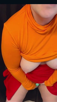 Velma dari Scooby Doo 