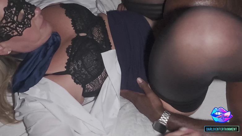 Darlo ent: Flight Attendant Fiona Needs 1st Class Dick - Compilation
