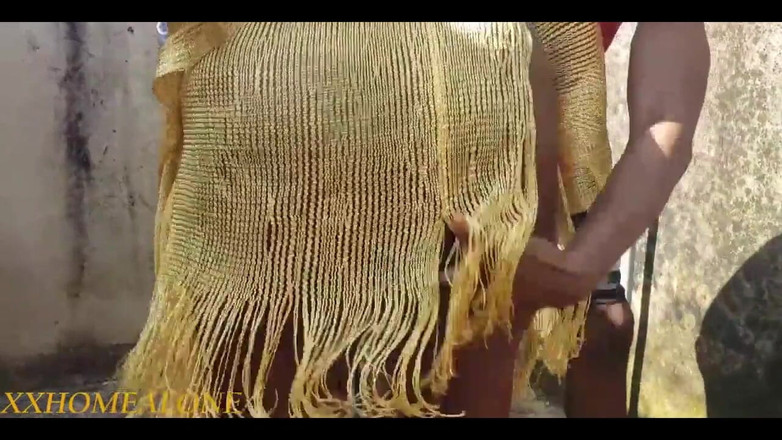 Home Alone: Gros cul contre grosse bite. Combat de voisins, partie 1