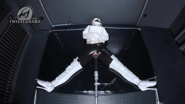 Twistedrama: Asyl för kåtor