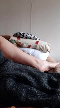 Cuando mi novio fue a ducharse, su madrastra me sedujo y me folló