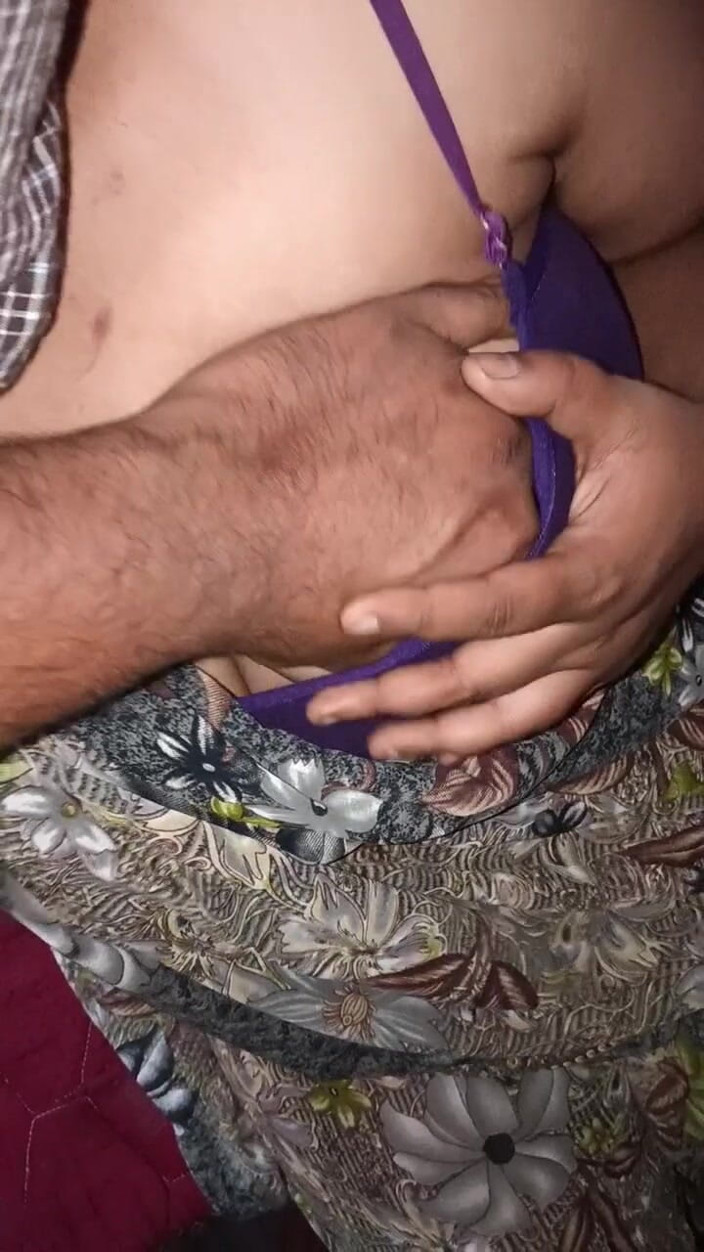 Bebby: Saree knull