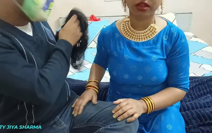 Hotty Jiya Sharmaa: Ever best quick sex stepmom fucked by her stepson