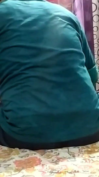 Indian Bhabi Hot Sex and Hard Blowjob with Her Boyfriend