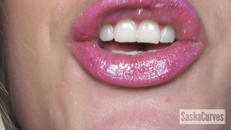 Sasha Curves: 흑형 대물 에 따먹히는 핫한 밀프