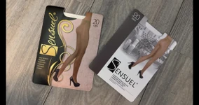 Un cuplu de pasionați de schimb de parteneri se reunesc pentru sex cu fetiș cu ciorapi