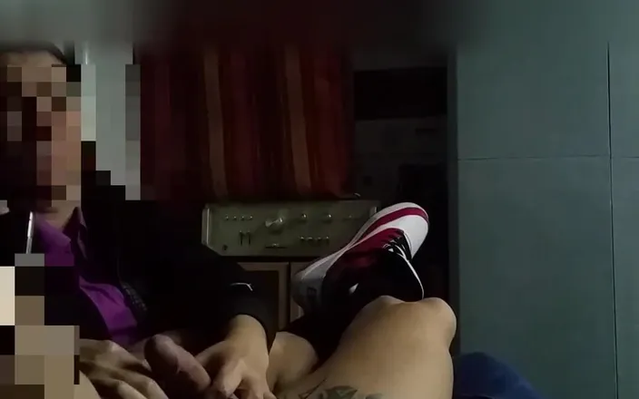 Carlsa48: Milf married help me cum.