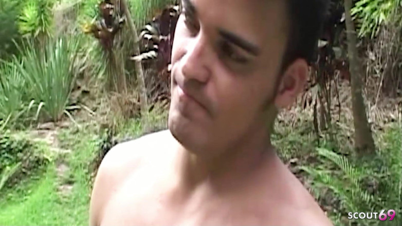 Shemale TS Collection: Sexy latina Shemale šuká venku vodním análem