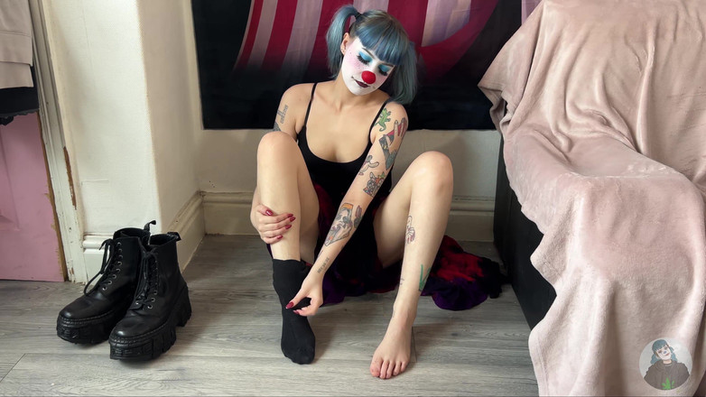 Alice Bean: Clowngirl Stompers