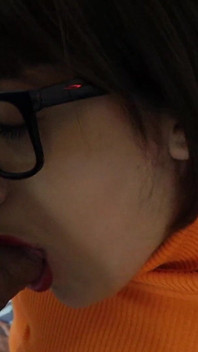 Velma Cosplay Kouření