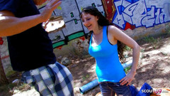 Full porn collection: 長い巻き毛と大きなフロッピーおっぱいティーンサブリナ深い屋外で犯さ