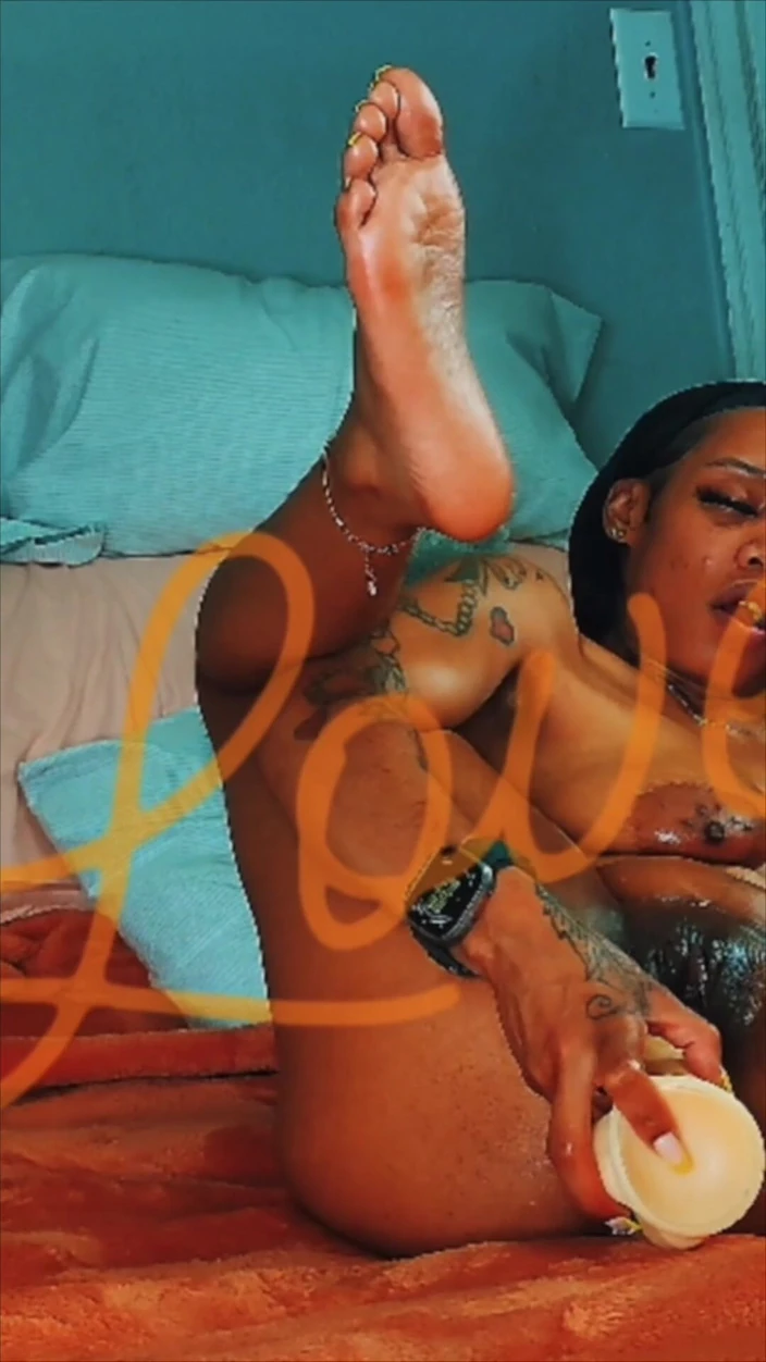 SexLoveRed: Full Affect with Rose Play