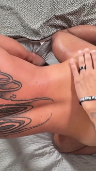 Juven se folla a ricky xl con enorme polla para musculoso a pelo