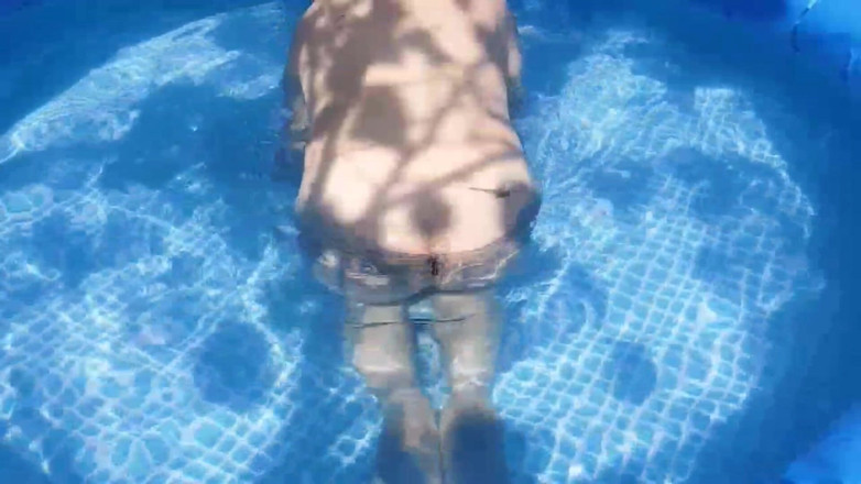 Kitty_Cross: Carino sissy solo