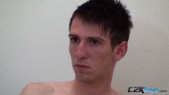 C2K Boys: Vilibald一边撸管一边短暂瞥见他的热辣屁股