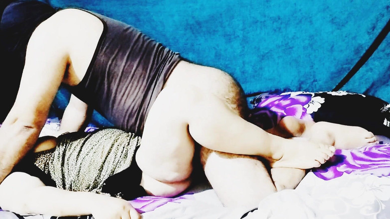 Ahmed and Samah: スキャンダル 時々彼に咆哮してほしい