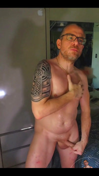I hope you all have a nice day with your cocks hanging low and wiggling.