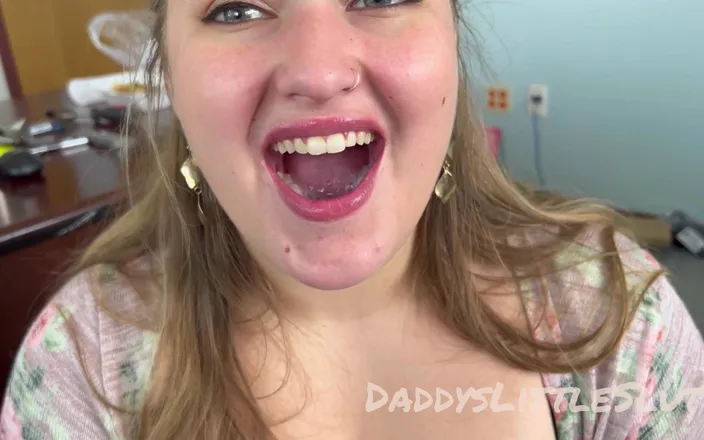 DaddysLittleSluts: BBW Wife Blowjob at Work