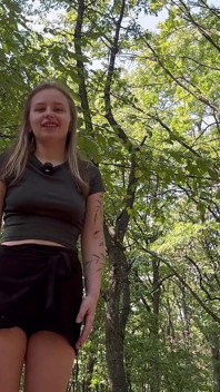 Fetiche De Pies En El Bosque