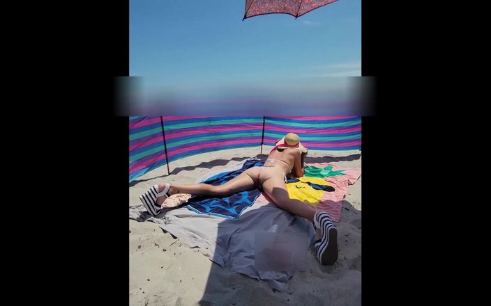 Fantasy Milf: Milf Microbikini 2