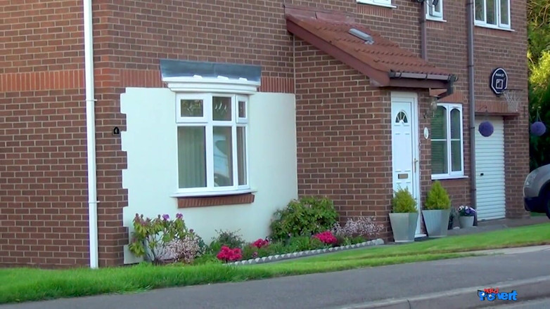 Nerd Pervert: Montse Swinger - a Garota da Pizza