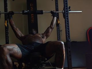 Hallelujah Johnson: Trening na siłowni Ep. 1
