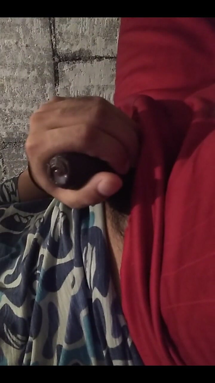 AlexAlejandro13: 你想要品尝我的牛奶吗？