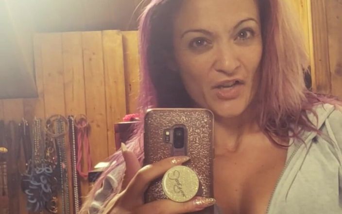 Mary Rider Pornstar: Cuando sucede el martes de tetas