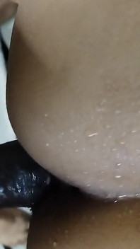 Sexy señora follando con su padrastro caliente pezón pequeño coño lamido